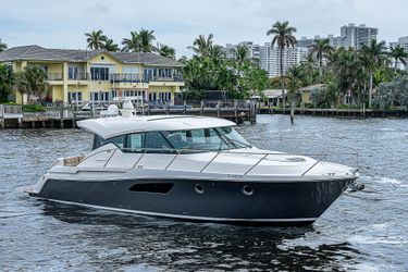 46' Tiara Yachts 2015 Yacht For Sale